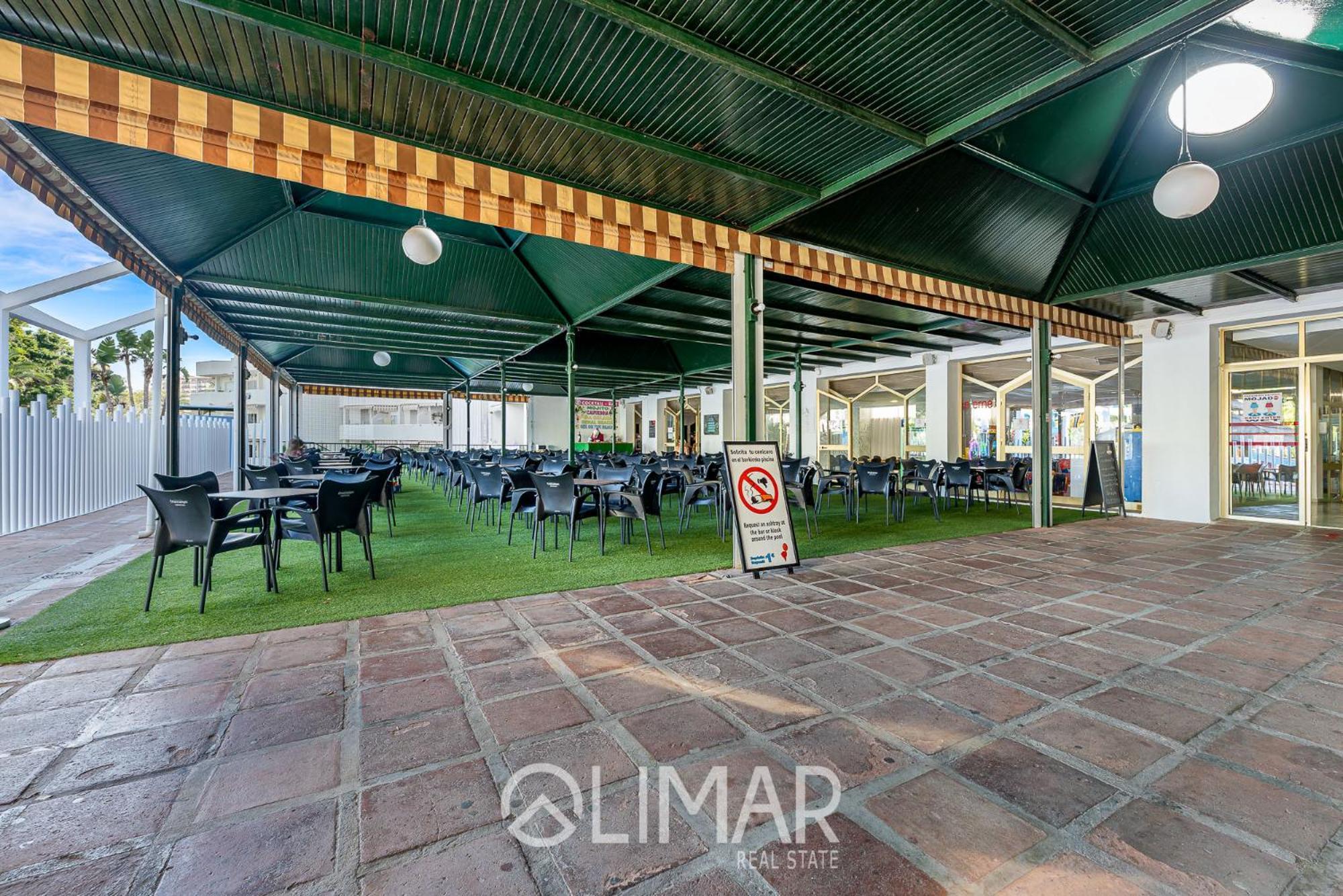 Bil Bil - Benalbeach Apartment